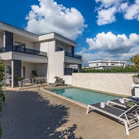 Holiday Home Ventum Šibenik Екстериор снимка